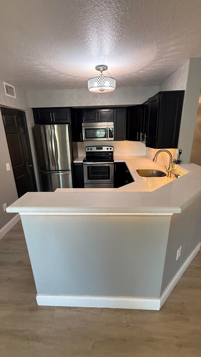 Foto del edificio - 208 Villa Cir