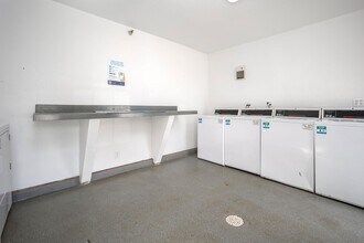 Interior Photo - Aspen Place