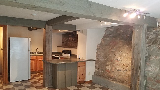 5250 Cleghorn Canyon Rd Unit B Rapid City Sd 57702 Apartment