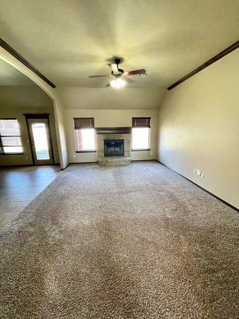 Foto del edificio - 3308 Sharon Dr