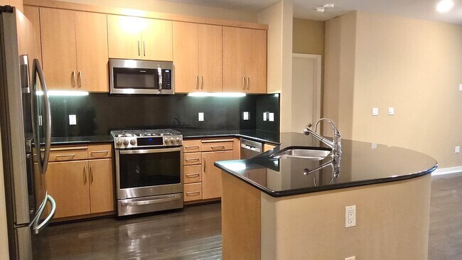 Foto del edificio - 5501 DeMarcus Blvd