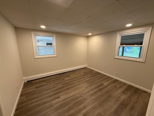Bedroom 1 - 601 E Lakeshore Dr