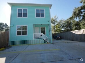 Building Photo - 9013 Gabriel St