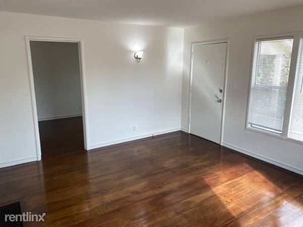 Foto del edificio - 1 br, 1 bath 4plex - 1241 E 22nd St