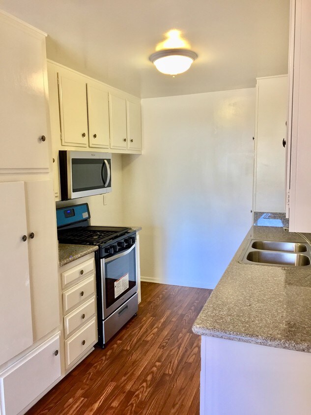 1120 N Fuller Ave, West Hollywood, CA 90046 Apartments in West Hollywood, CA