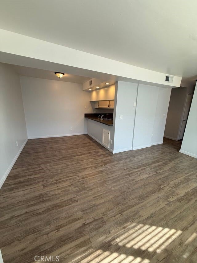 Building Photo - 910 E Harvard St