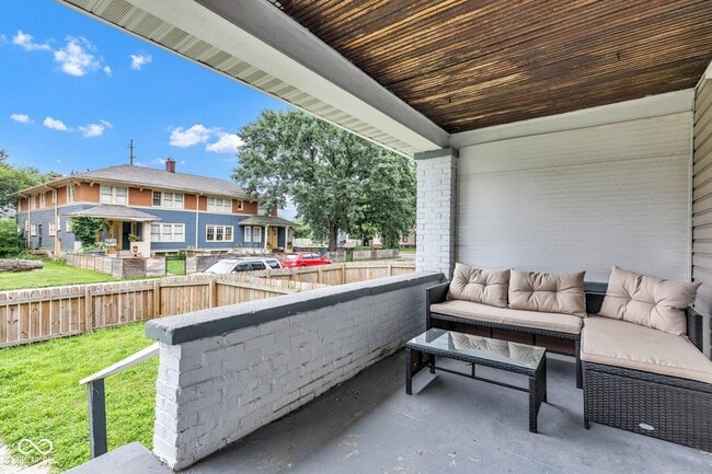 Building Photo - 3628 Birchwood Ave