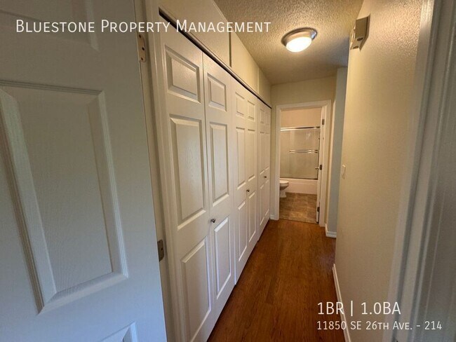 Foto del edificio - 11850 SE 26th Ave