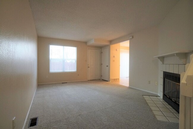 Building Photo - 1338 Firefly Circle