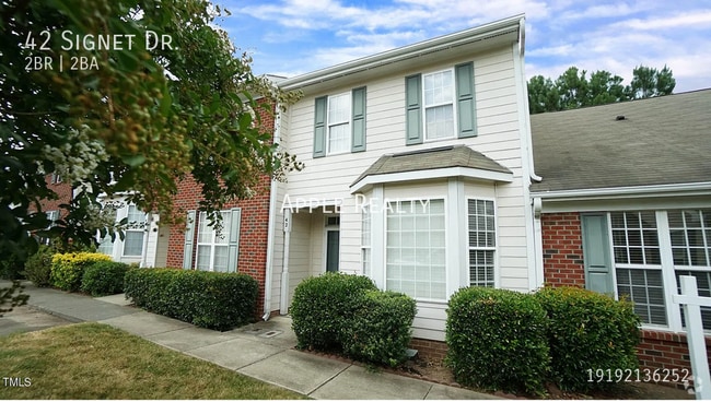 Building Photo - 42 Signet Dr