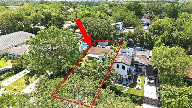 Foto del edificio - 1516 SW 24th St