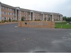 Building Photo - Fall Brooke