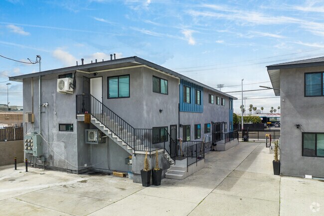 Non-LA Rent-Controlled Apartment Community - 5840-5848 S Hoover St