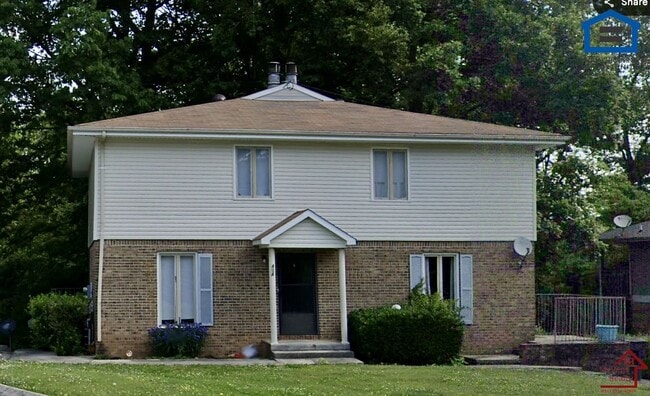 Building Photo - 404 Oriole Dr