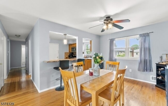 Foto del edificio - 731 Galloping Hill Rd