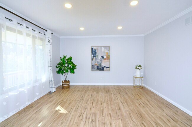 Foto del edificio - 3127 Plymouth Rd