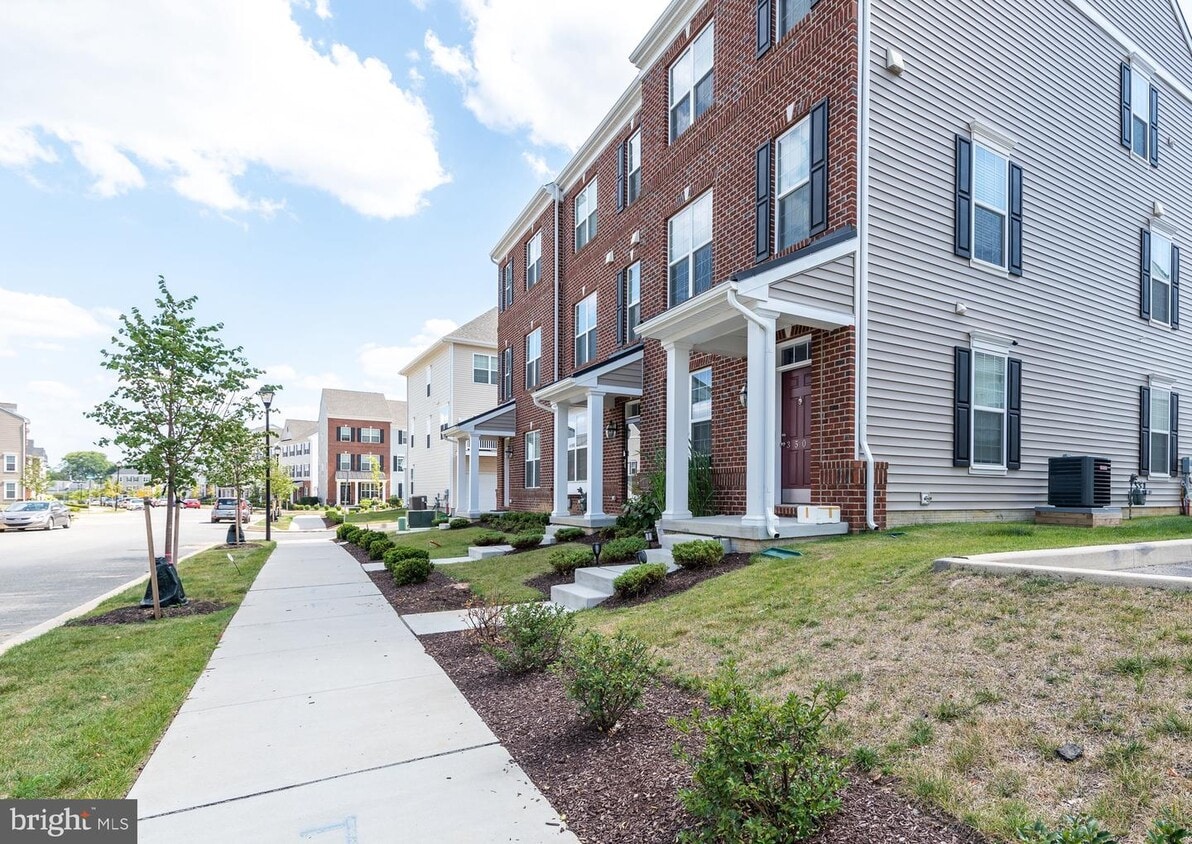 3505 Naamans Dr, Claymont, DE 19703 House Rental in Claymont, DE