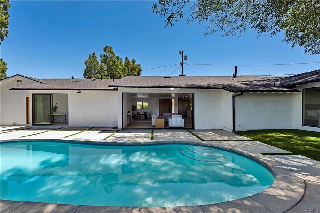 Foto principal - 17072 Oak View Dr