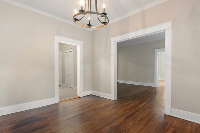 Building Photo - 672 S Belvedere Blvd