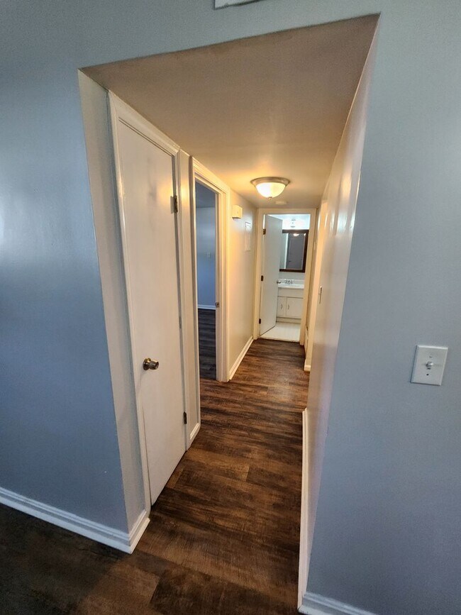 Foto del edificio - Charming 1 bedroom 1 bath apartment for rent with additional storage available!