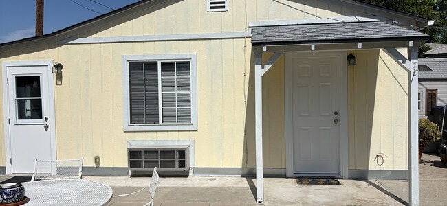 Building Photo - 2405 W Monterey Ave