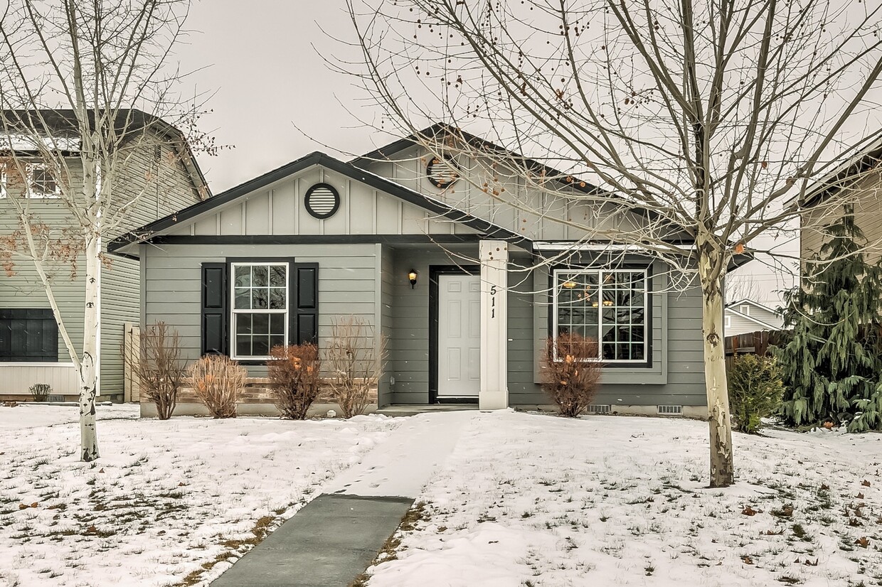 Primary Photo - Single-Level Home in Meridian