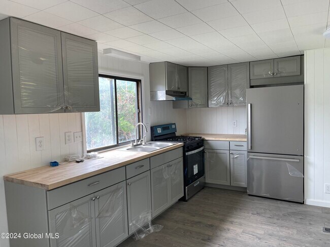Building Photo - 21200 NY-22