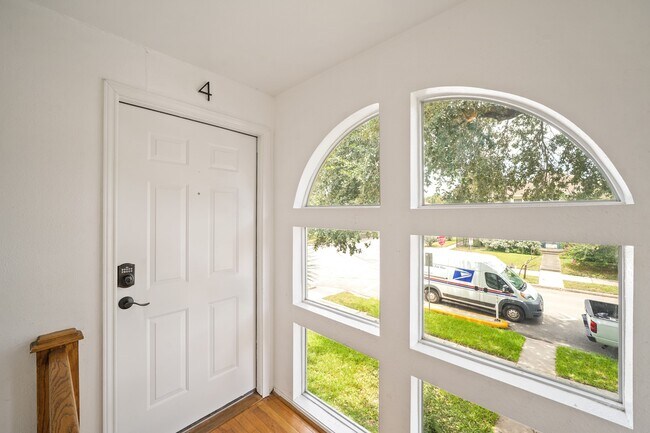 Foto del edificio - 1539 Hawthorne St