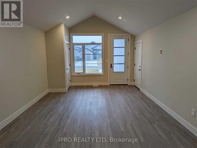 Building Photo - 99 Ironwood Trl