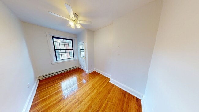 Building Photo - 918 Pine St