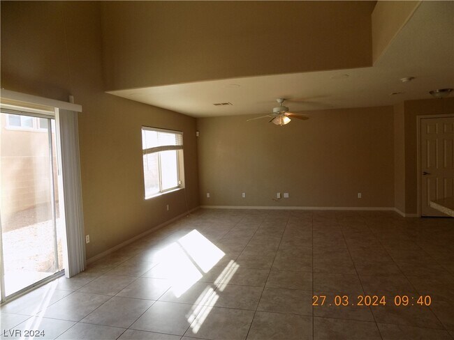 Building Photo - 1064 Carson Run St