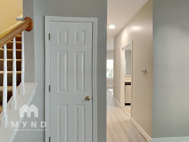 Foto del edificio - 857 Glynn Oaks Dr