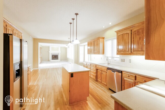 Building Photo - 15761 Cedar St, Overland Park, KS, 66224