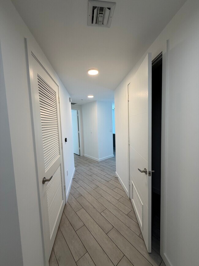 Foto del edificio - 112 NW 31st St