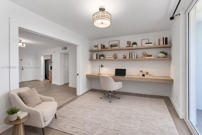 Foto del edificio - 1251 NE 108th St