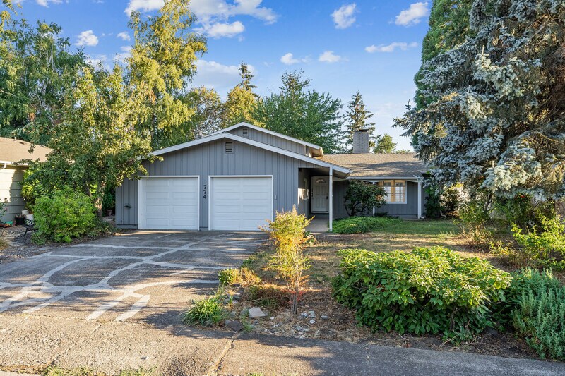 Foto principal - 774 Dearborn Ave N
