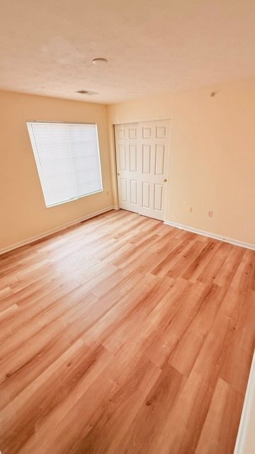 Building Photo - 3044 Westminster Dr