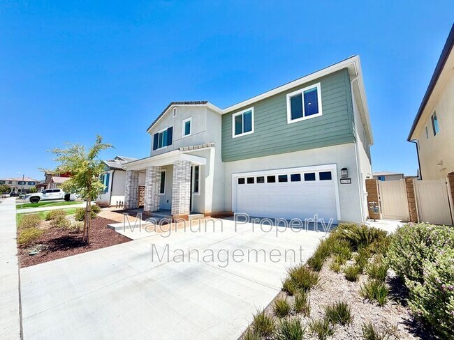 Building Photo - 34390 Coconut Cir