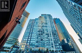 Building Photo - 24 Wellesley St W