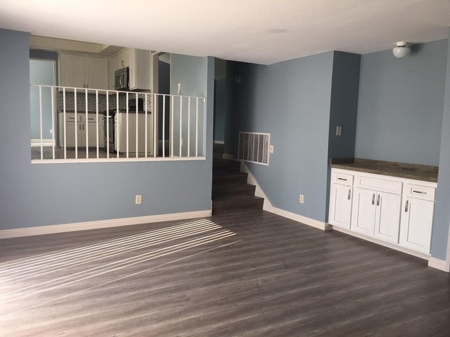 Foto del edificio - 2540 E Dunes St