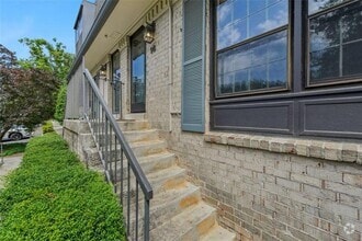 Building Photo - 98 La Rue Pl NW