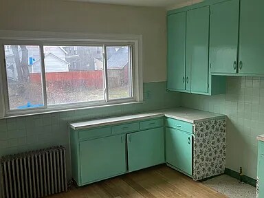 Building Photo - 87 Alma Ave