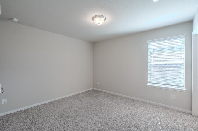 Building Photo - 24714 Aliaga Gln Dr