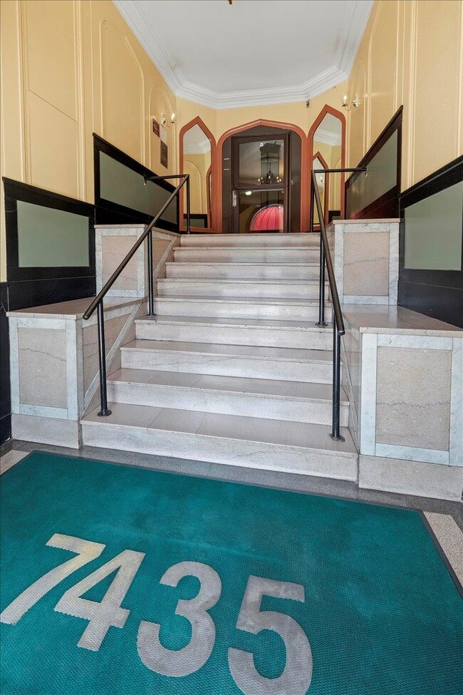 Foto del edificio - 7435 JFK Blvd E