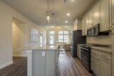 Foto principal - 7923 W 143rd Ter