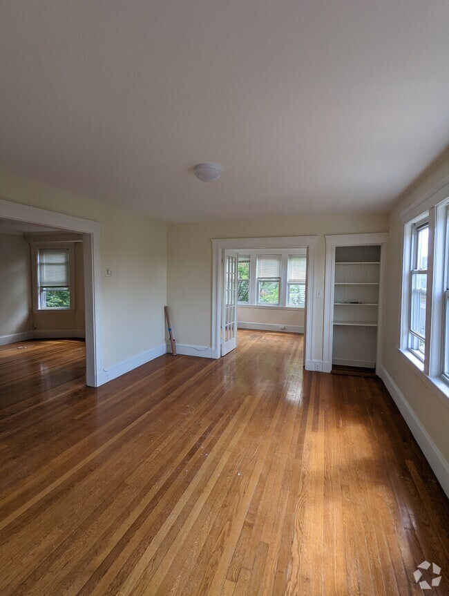 Waverly Square Houses for Rent with a Swimming Pool Belmont, MA 40