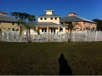 Foto del edificio - Pine Key Condominium Resort