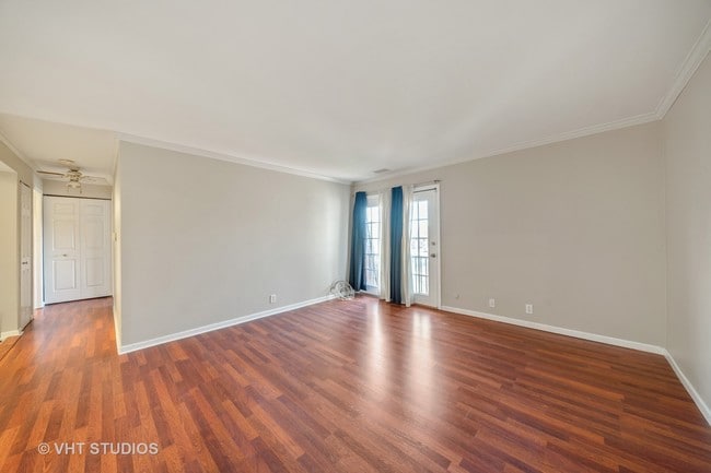 Building Photo - 1905 Tall Oaks Dr