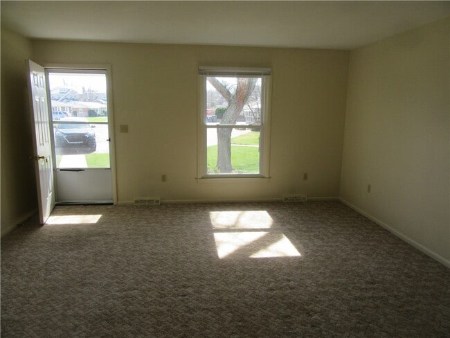 Building Photo - 4034 Chilton Ct