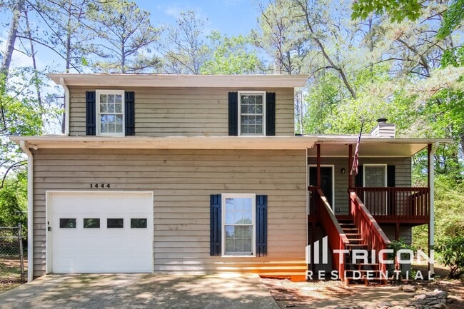 Building Photo - 1444 Riverwood Ct